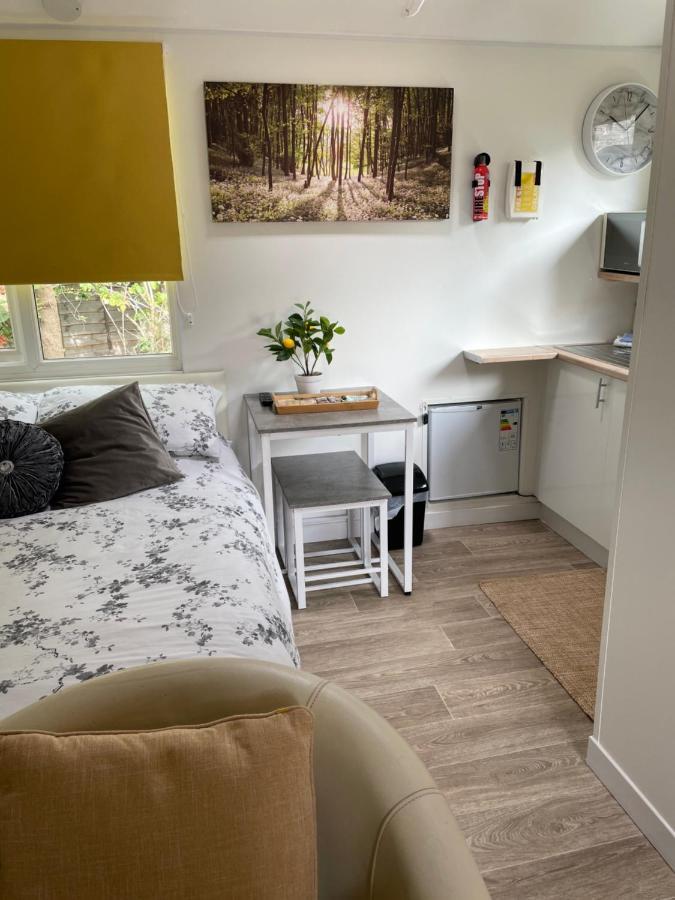 The Little Nest Beach Sole Use Accommodation Near To Bath Wick  Bagian luar foto